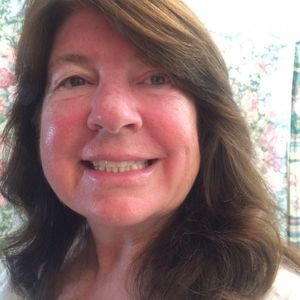 Meet your Posher, Gina